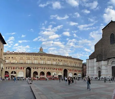 Via Galliera Daire Bolonya