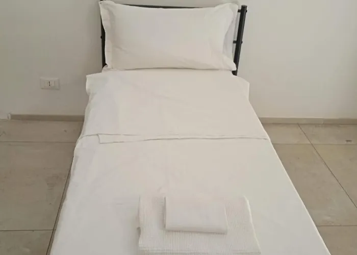 Via Galliera بولونيا