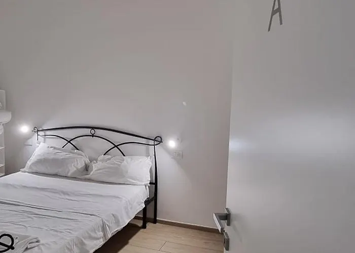 Apartment Via Galliera *