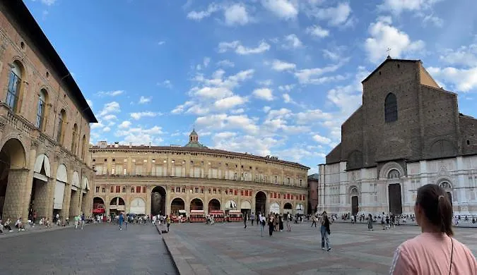 Via Galliera Appartamento Bologna